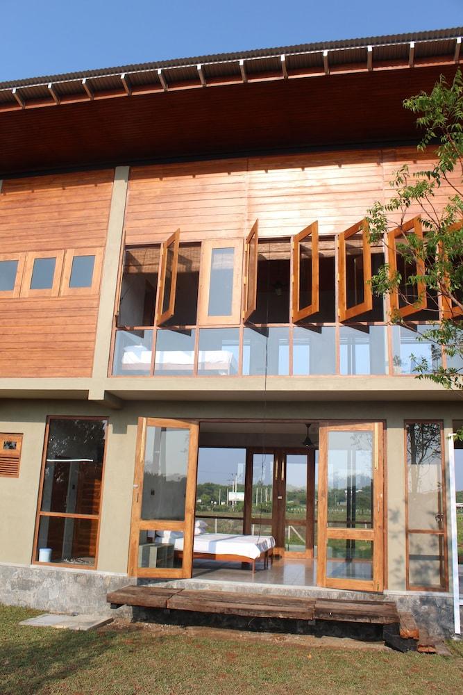 Tree Tops Yala Exterior