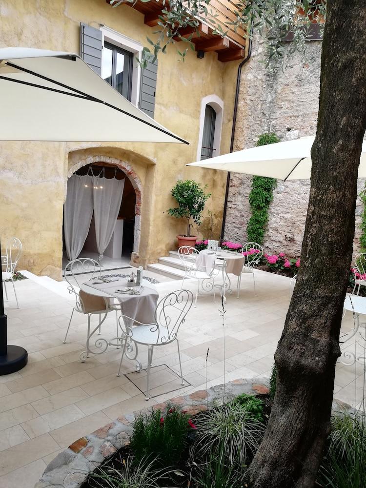 بي آند بي رت ألما سبا آند لاكشري هوم المنطقة الخارجية