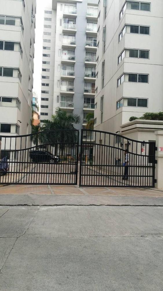 Jieann's Transient Home Property Grounds