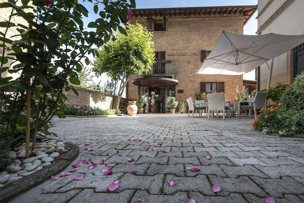 Hotel Arcobaleno Hotel Front