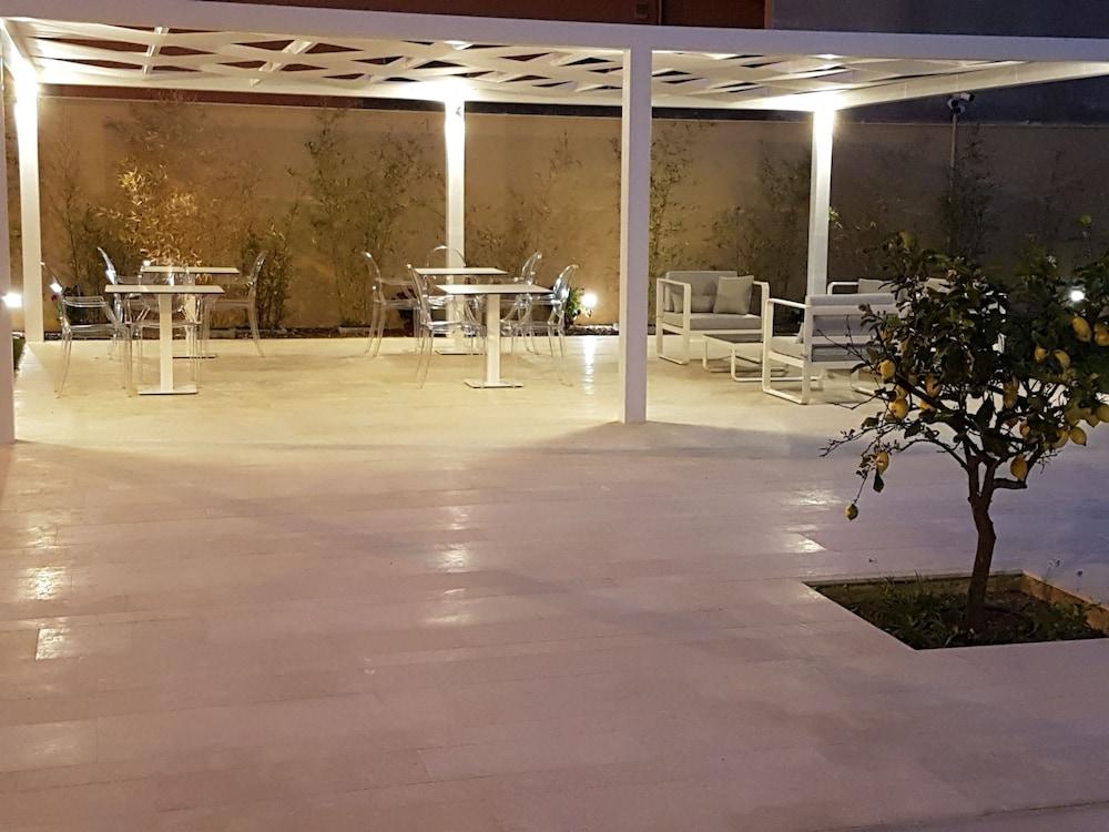 Netum Hotel Exterior