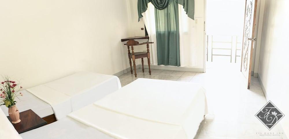 Fil Dane Inn Room