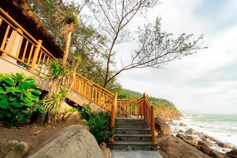 Osix Resort Exterior