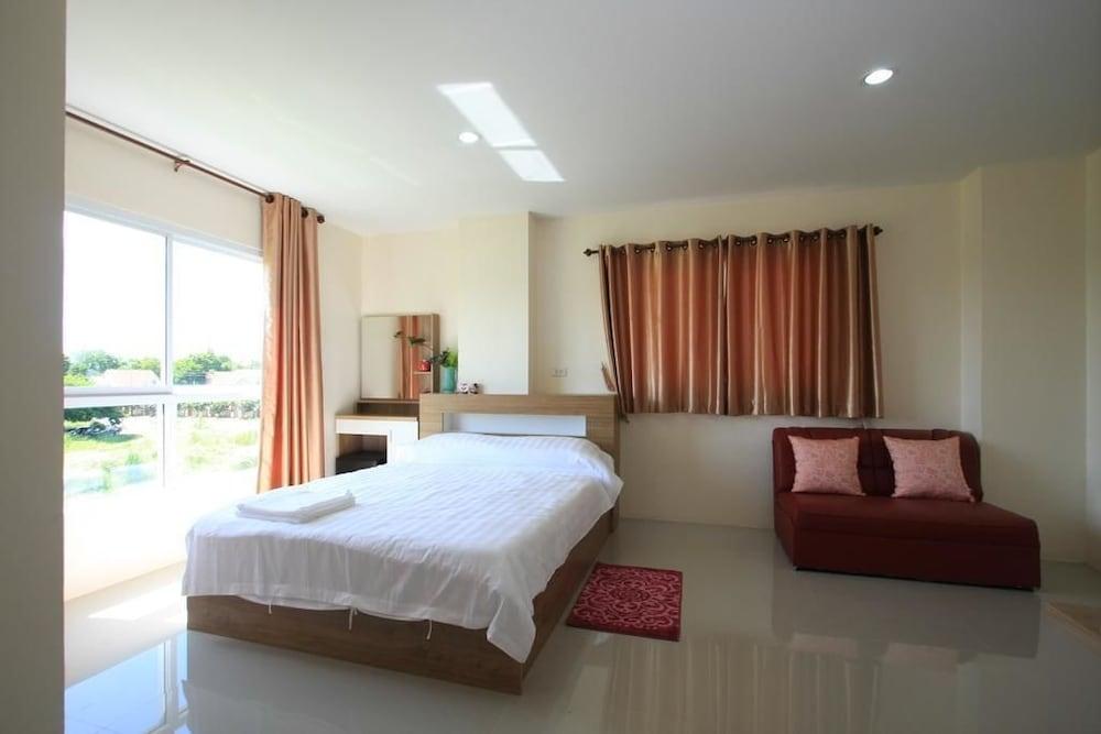 Chantorn Residence