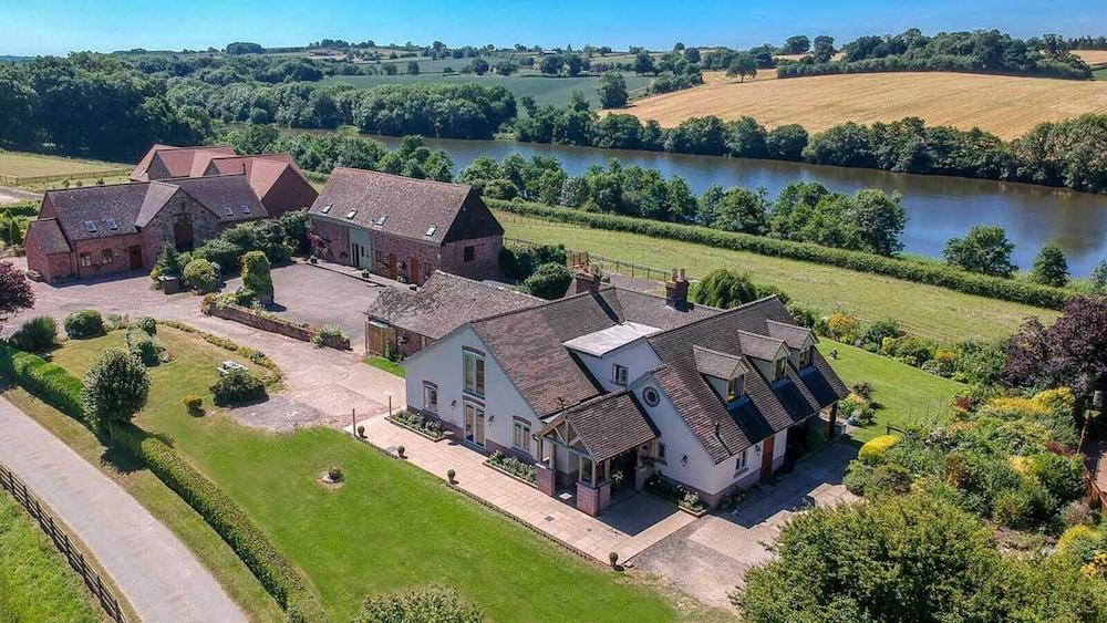 The Dinney Holiday Cottages
