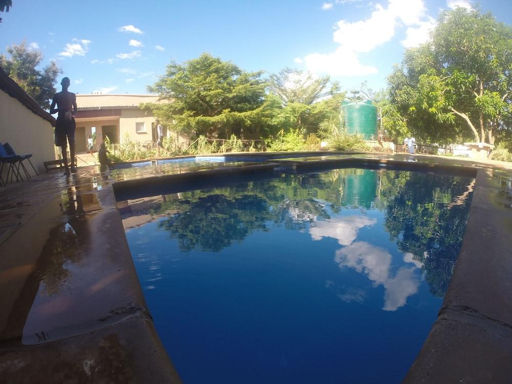 Golden Days Executive lodge