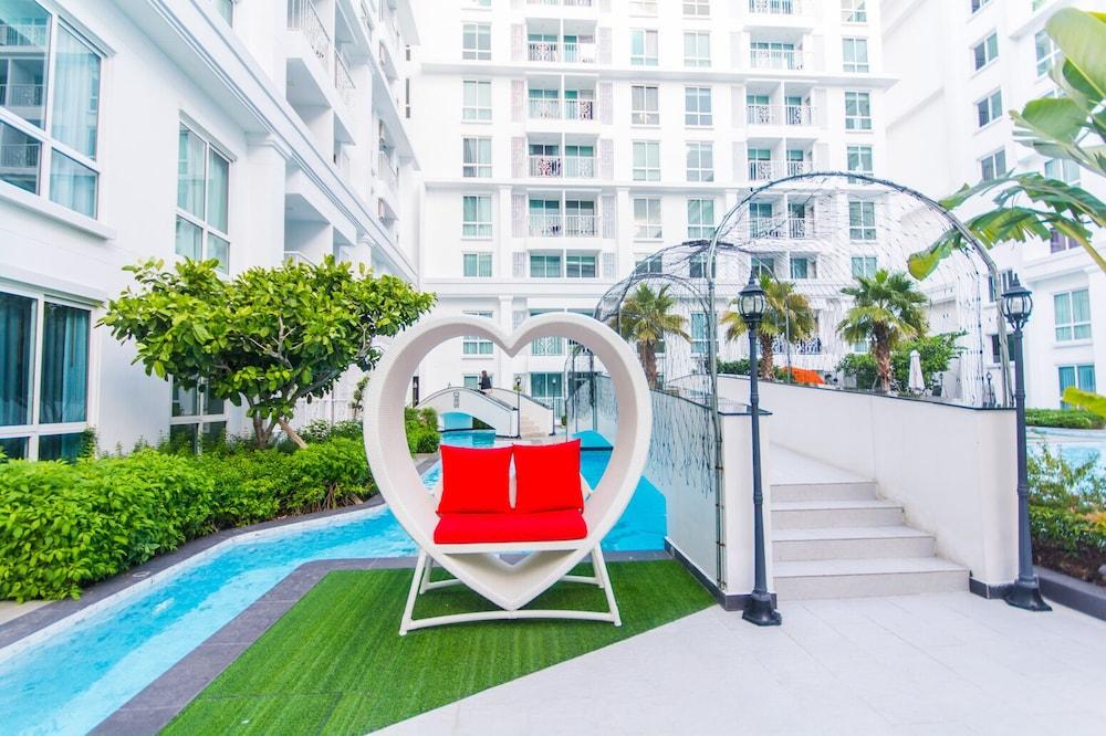 The Orient Resort and Spa by Happy Host Exterior