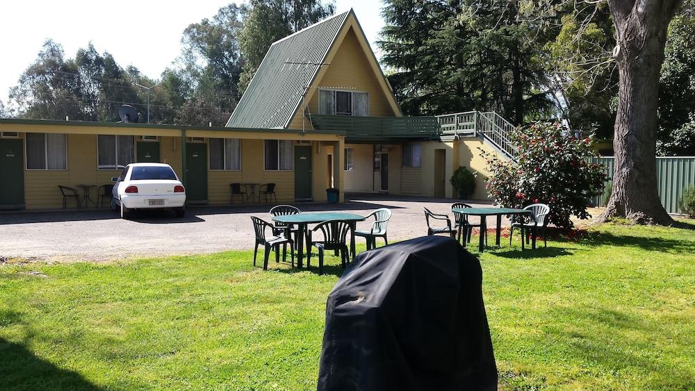 Millers Cottage Motel