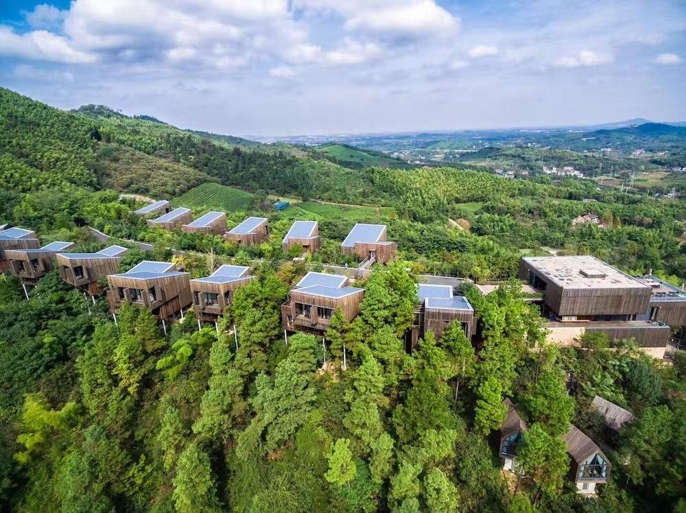 Meijie Mountain Hotspring Resort Exterior