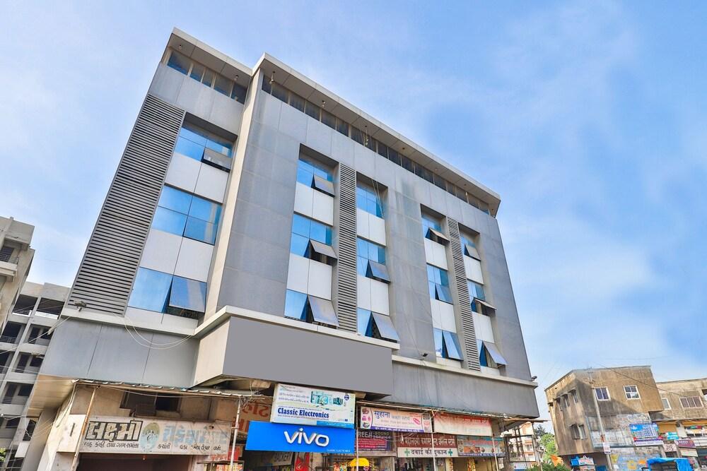 OYO 19637 Hotel Mansi Sherotene