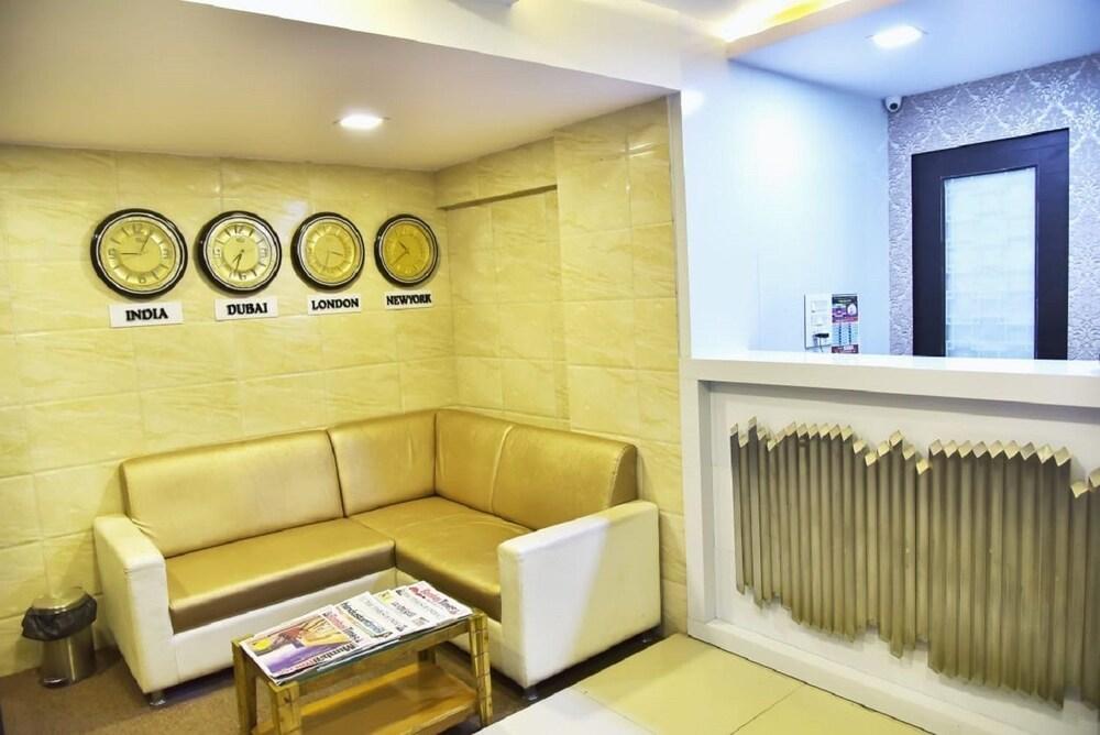 Hotel Time Square Reception