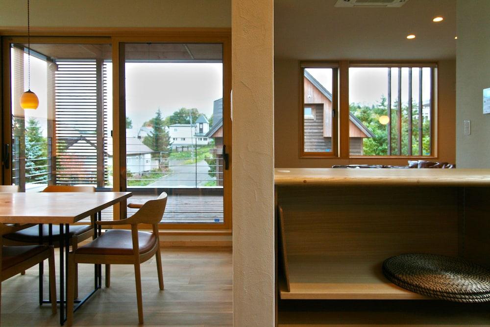Fuyunoki Interior
