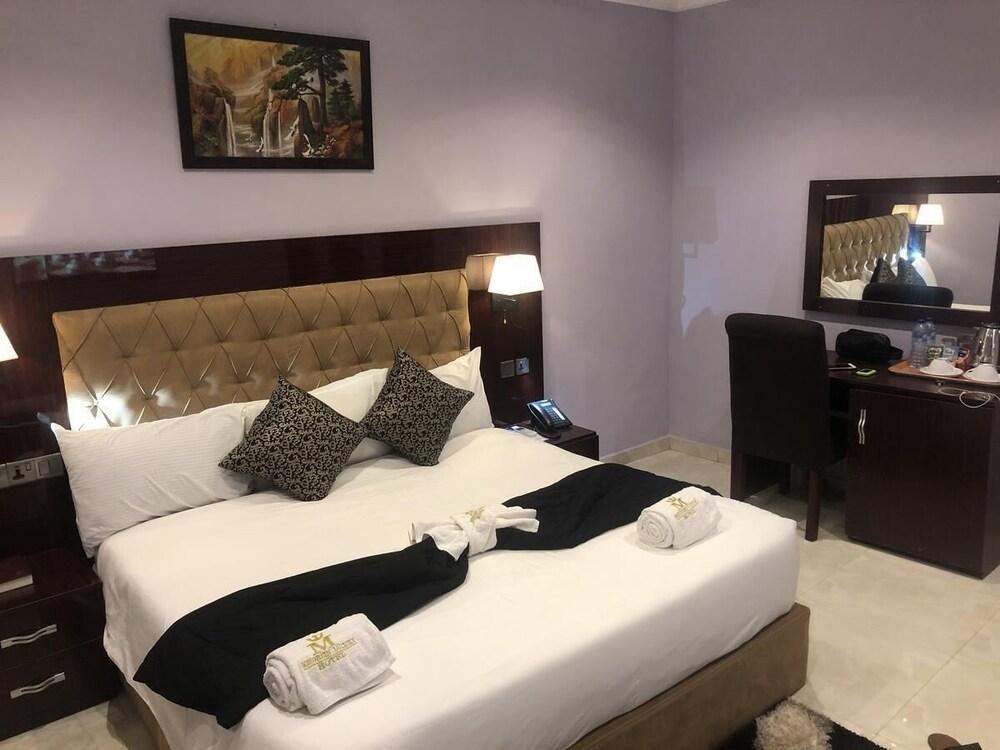 Mesorein Luxury Hotel Room