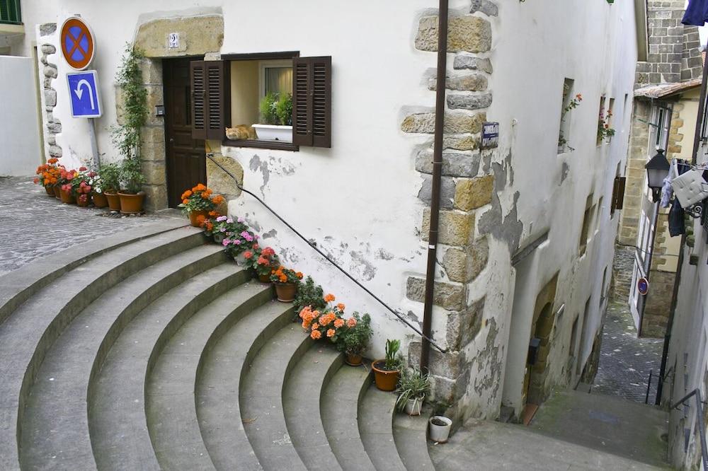 Saiaz Getaria Hotela Exterior