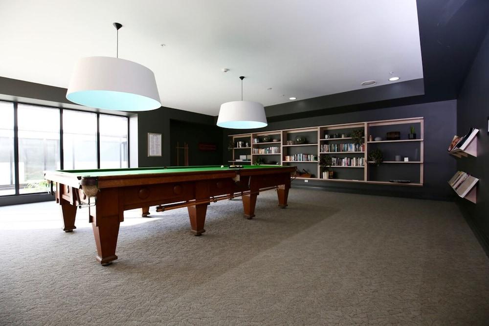 2 Bed Apt Heart of Ponsonby Gym Game Room