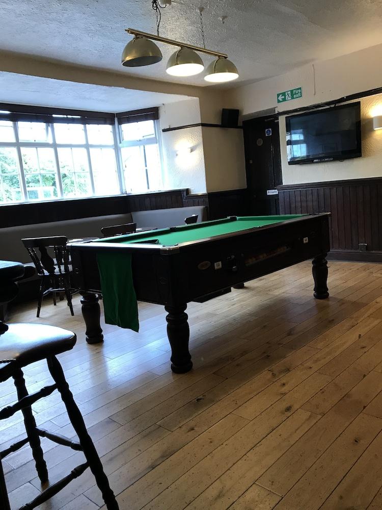 Cross Keys Inn Interior