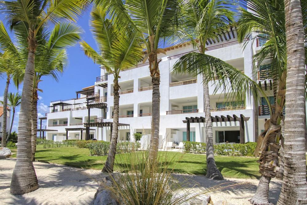 بونتا بالميرا كاب كانا باي إيسينزا ريتريتس تفاصيل الفندق من الخارج