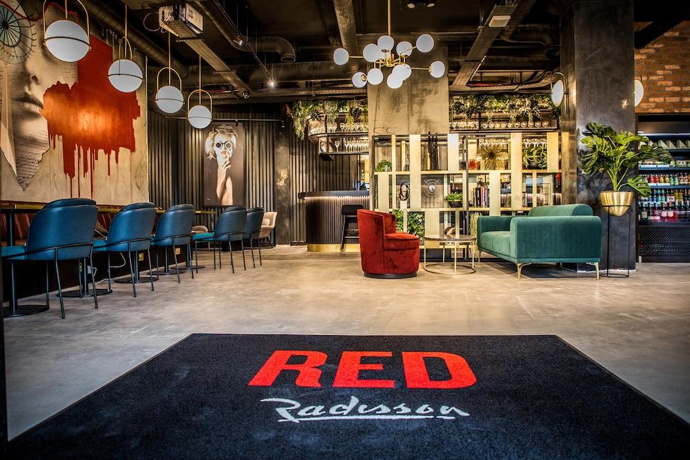 Radisson RED London Greenwich The O2 Lobby