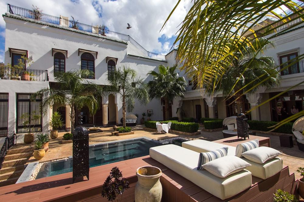 Riad Mayfez Suites & Spa Waterslide