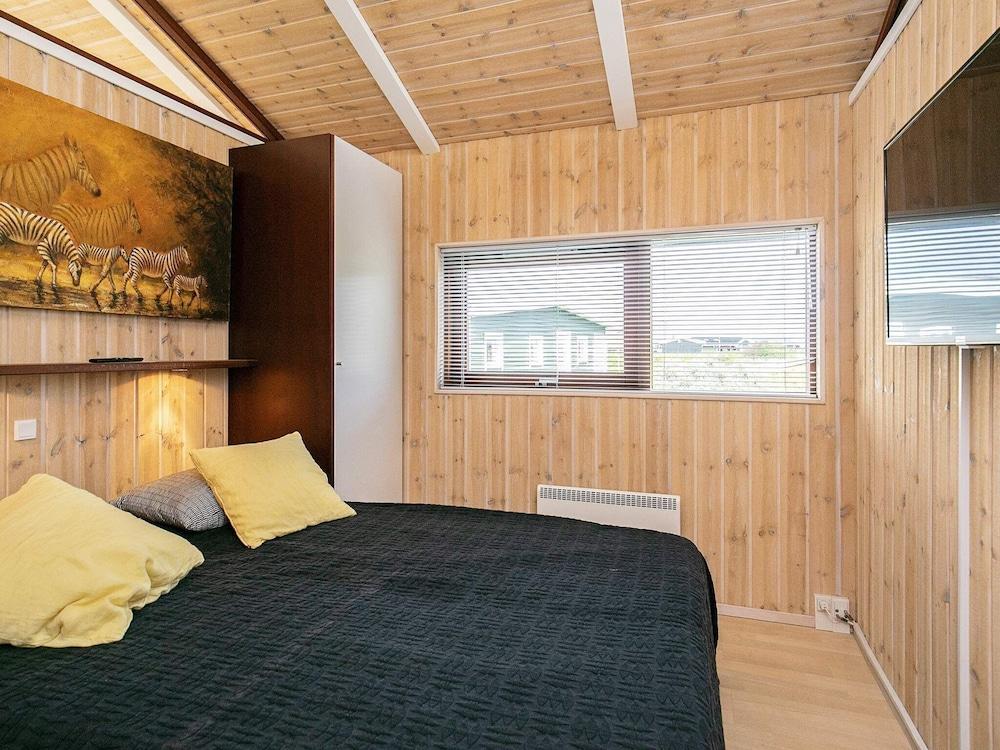 6 بيرسون هوليداي هوم إن لوجستور غرفة