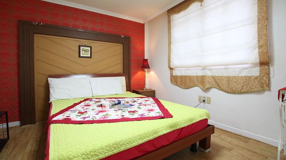 Gyeongju KB Pension Room