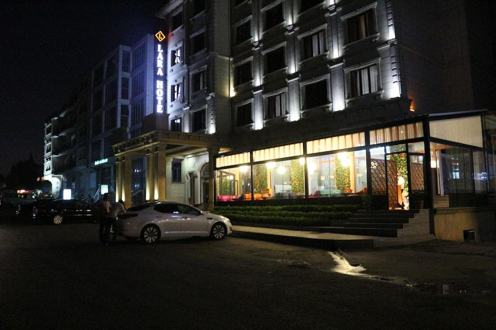 Lara Hotel & SPA Interior Entrance