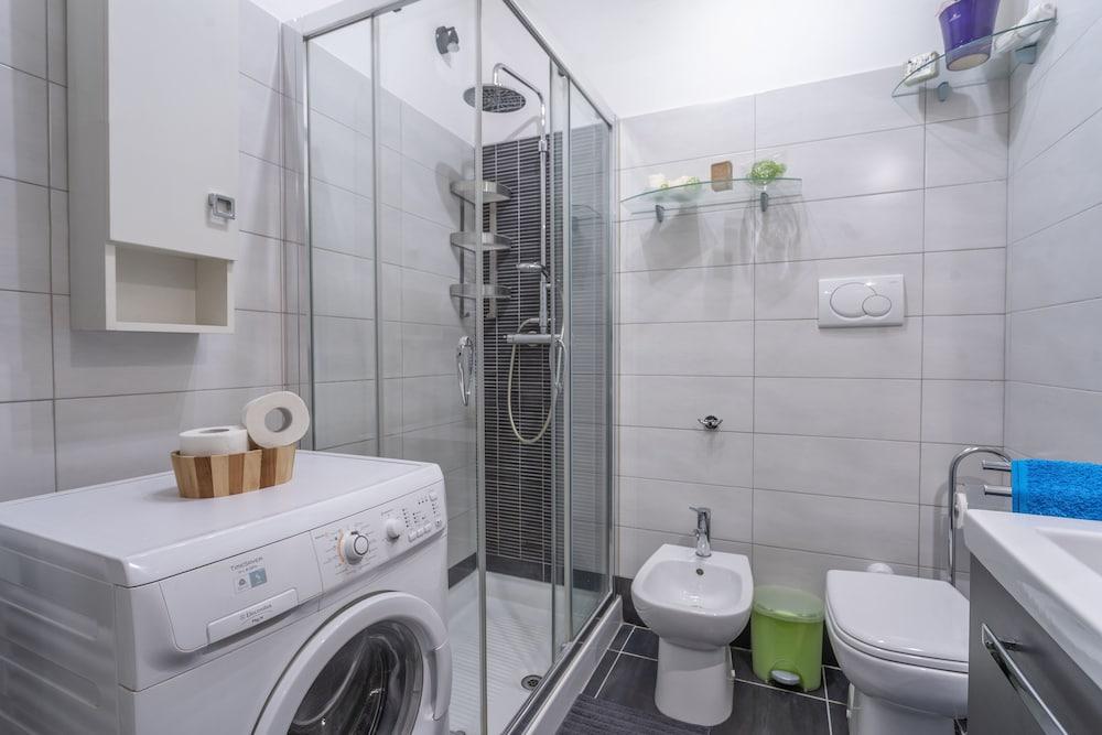Rododendro Alpi Giulie APT with Terrace Bathroom