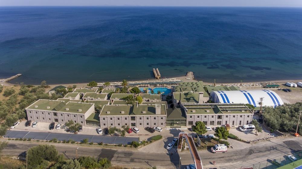 أسوس إدن جاردنز هوتل منظر من الجو