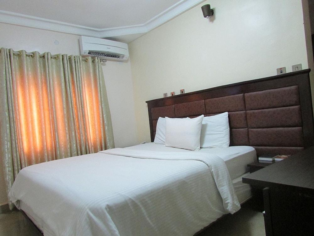 Bex Suites and Spa Room