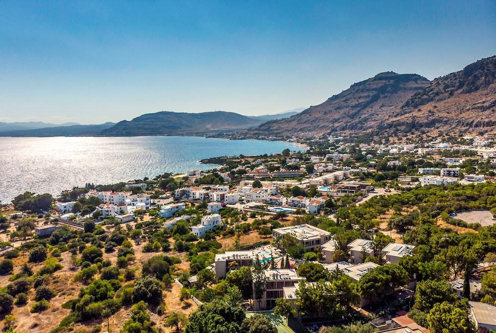 وايت أوليف بريميوم ليندوس منظر من الجو