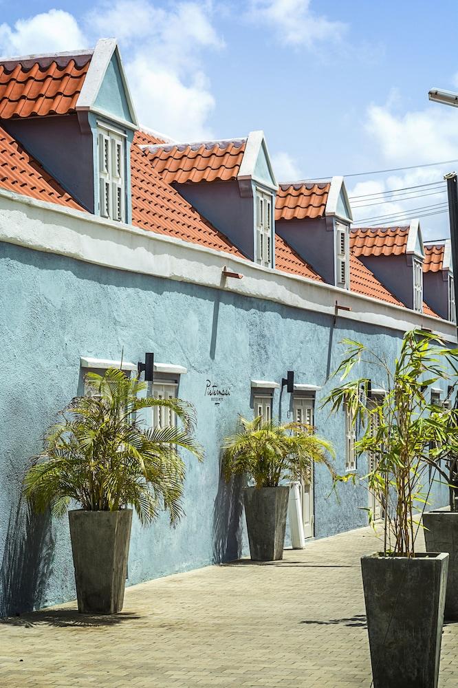 Pietermaai Caribbean Vibes Property Grounds