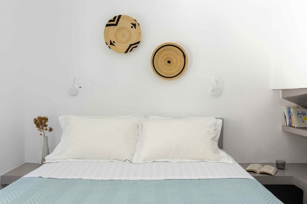 Phos Villas Tinos - Helios Villa With Private Pool and Sea View 96m Room