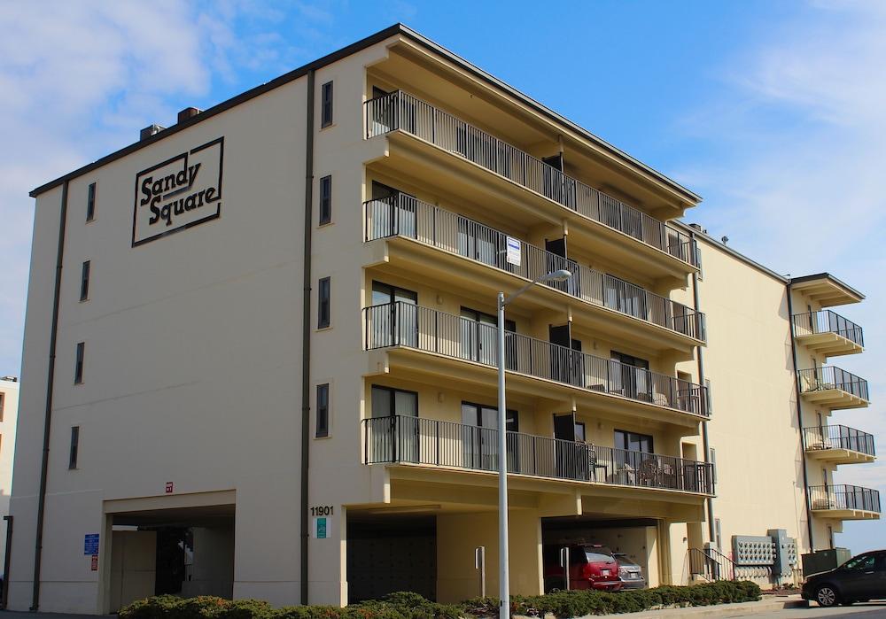 ساندي سكوير ريزورت باي كيز فاكيشنز