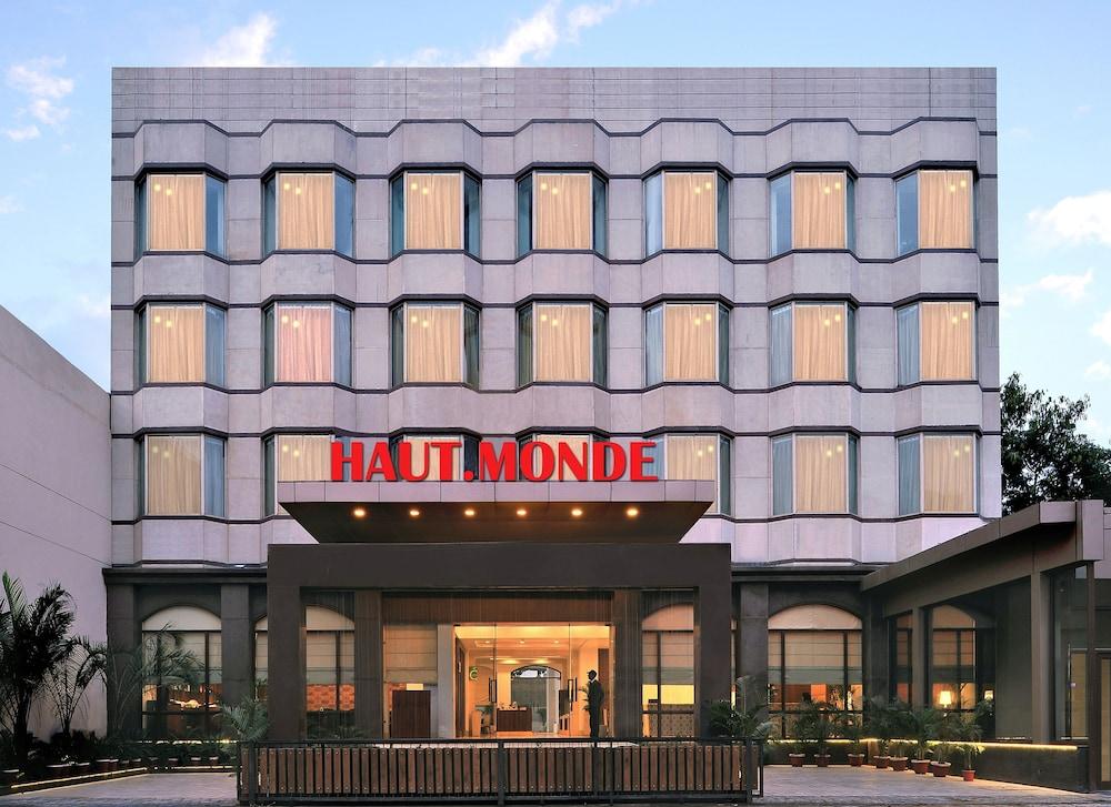 Hotel Haute Monde, Gurgaon