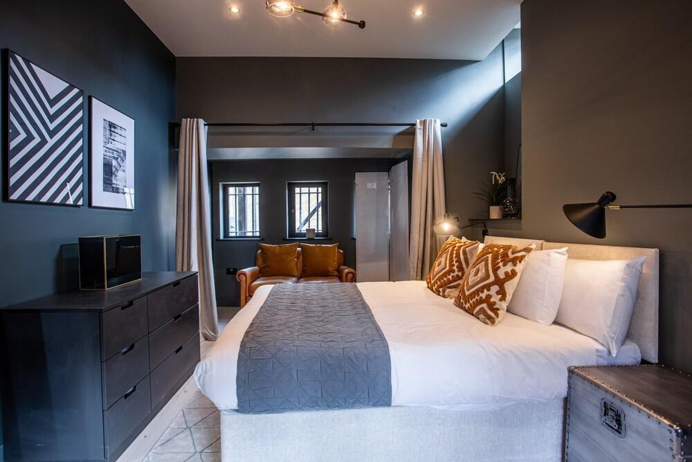 Nirvana Room