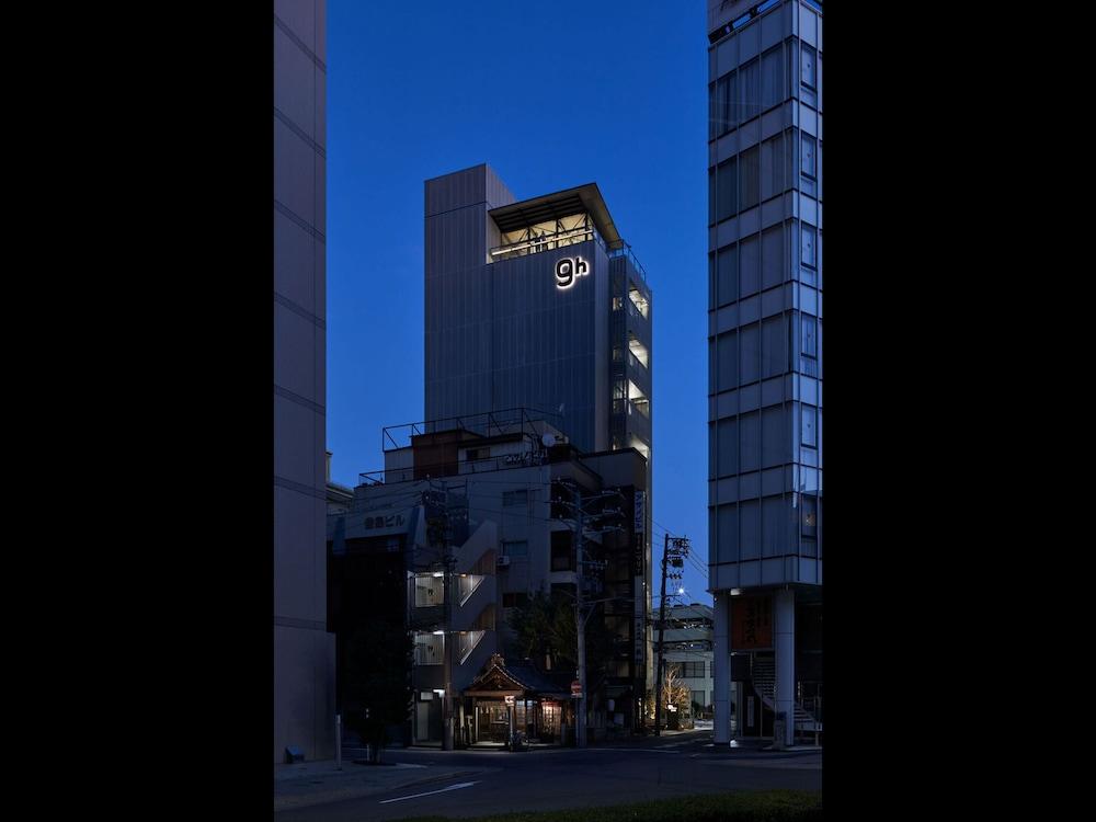 9h nine hours Nagoya station Exterior