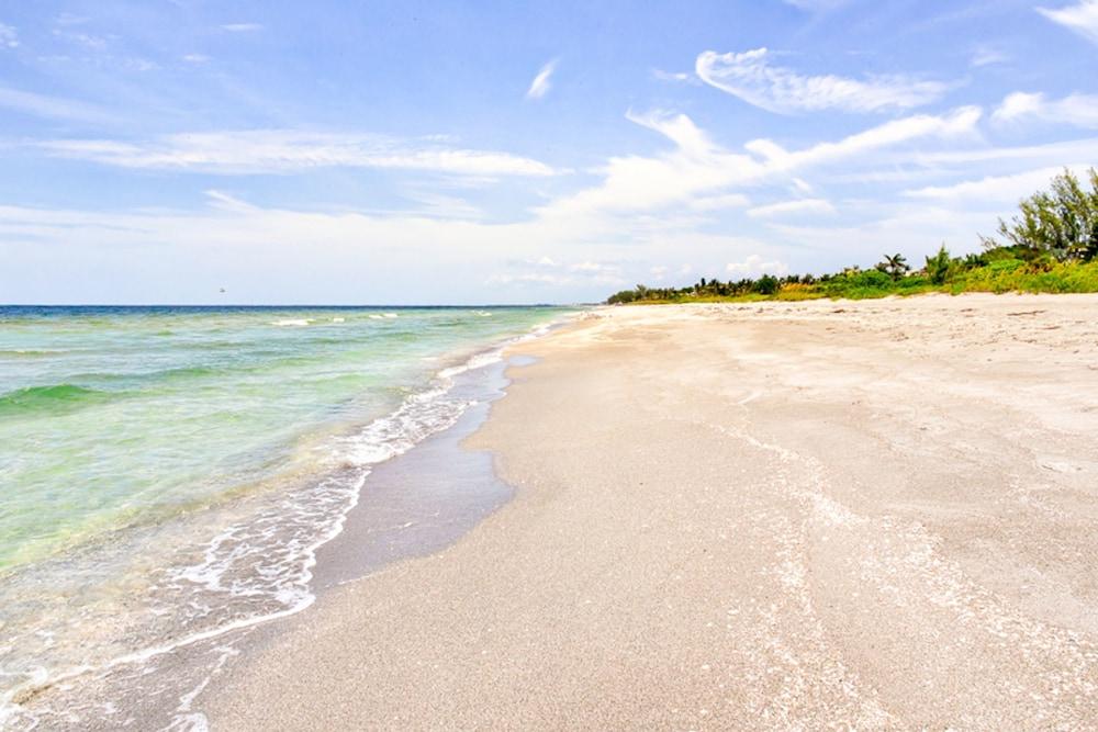 Rainbows End Beach
