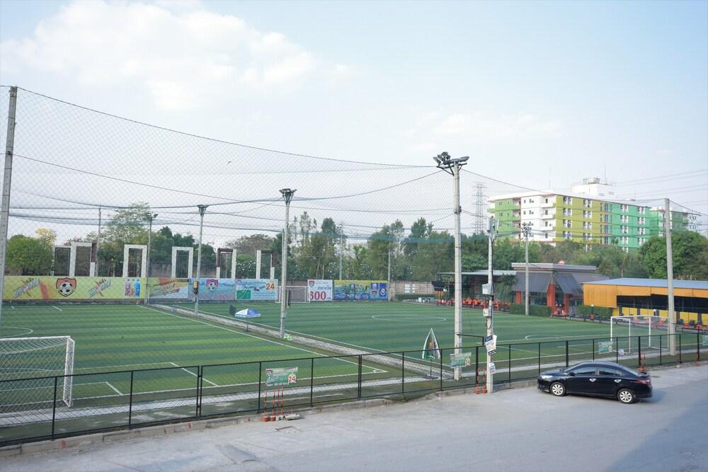Room At Prachachuen Aerial View