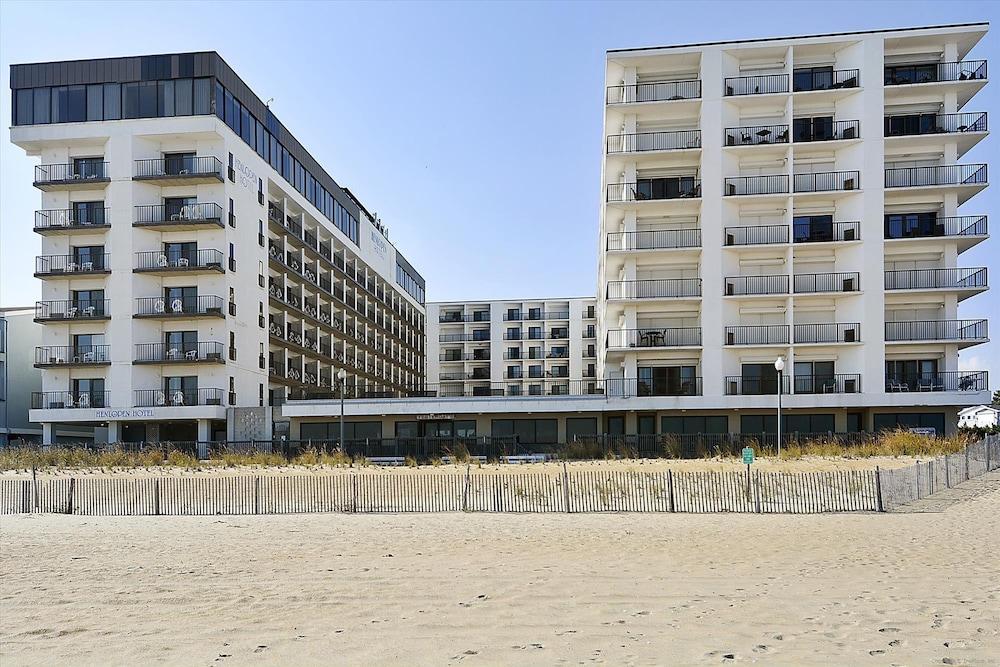 Henlopen Unit 820 by Long & Foster Exterior