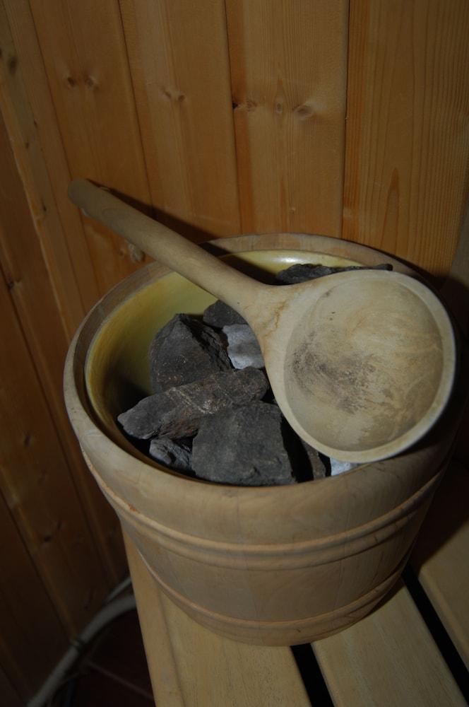 بنسيون نويمي نادي صحي