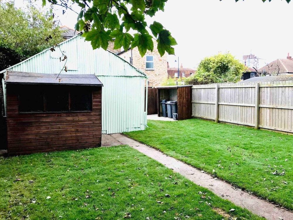 ذا ستوديو - أوكسفورد ستريت ويتستابل المنطقة المحيطة بالمنشأة