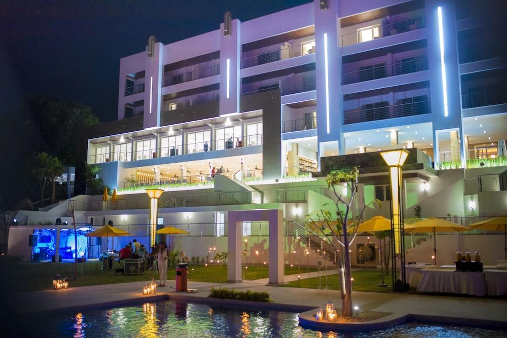 Baobab Tree Hôtel & Spa Featured Image