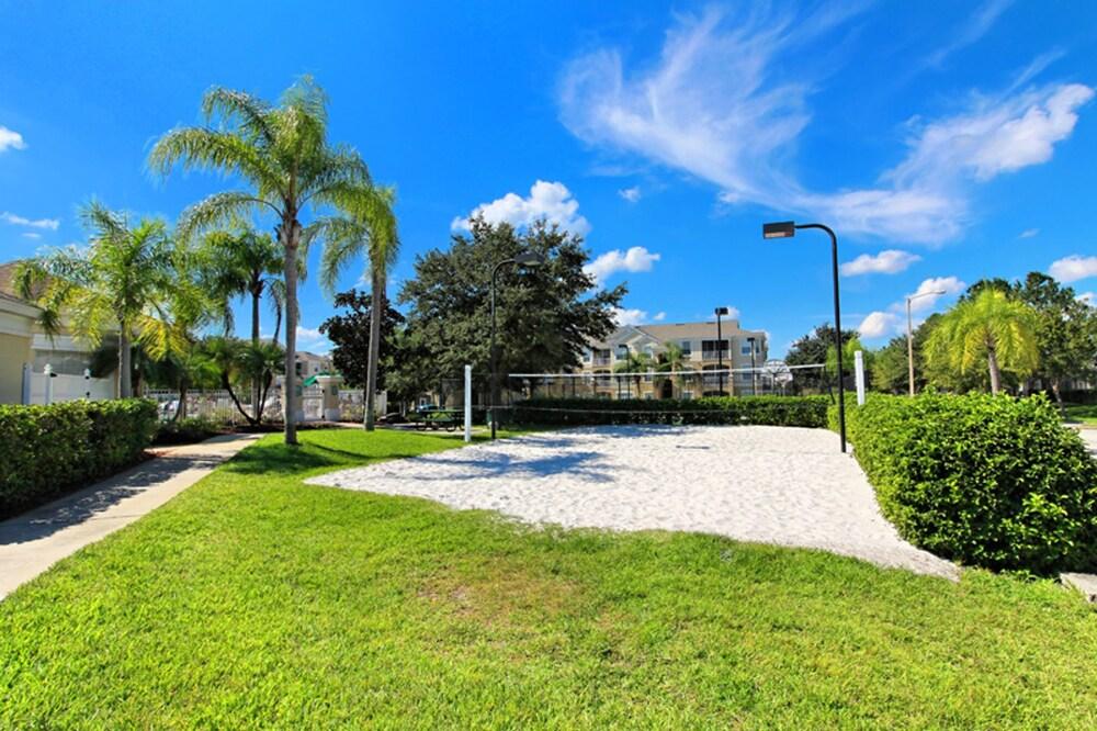 Windsor Palms Resort - 8060 King By Fairytale VR Property Grounds