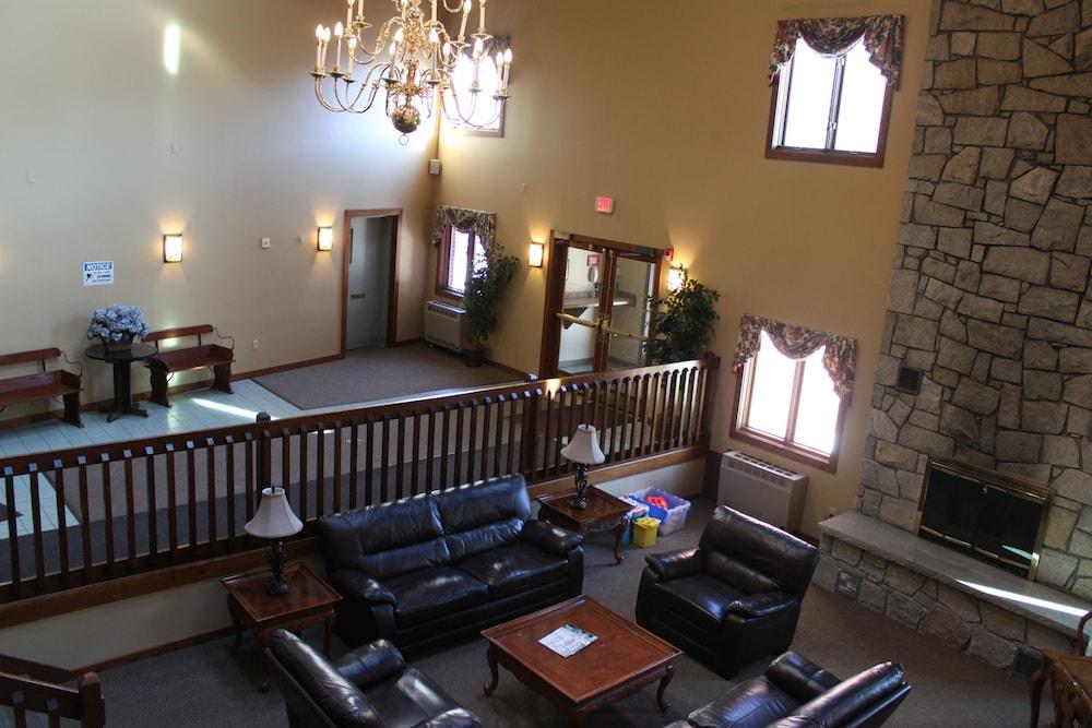 The Nordic Inn a Condominium Resort Lobby Sitting Area