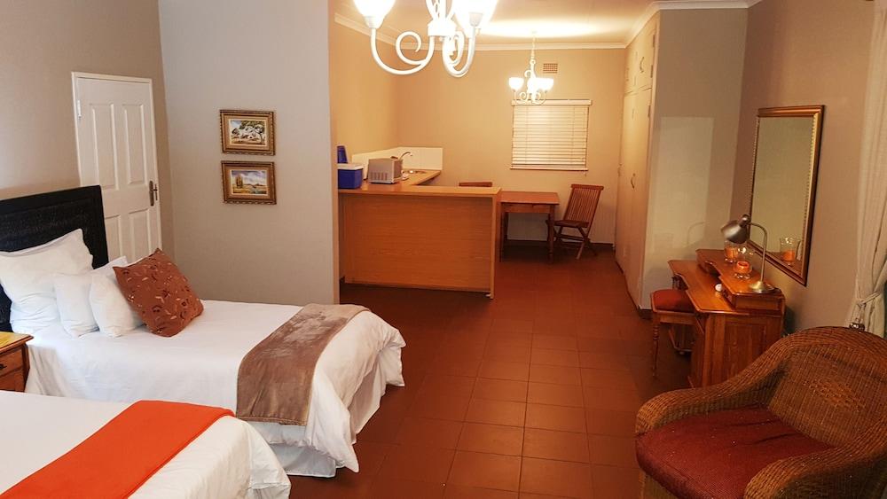 Inca Lily Accommodation Featured Image