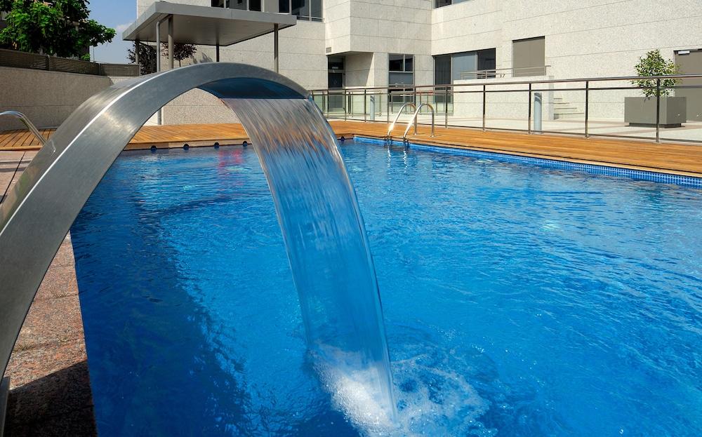 هوتل فينكسي فرونتورا