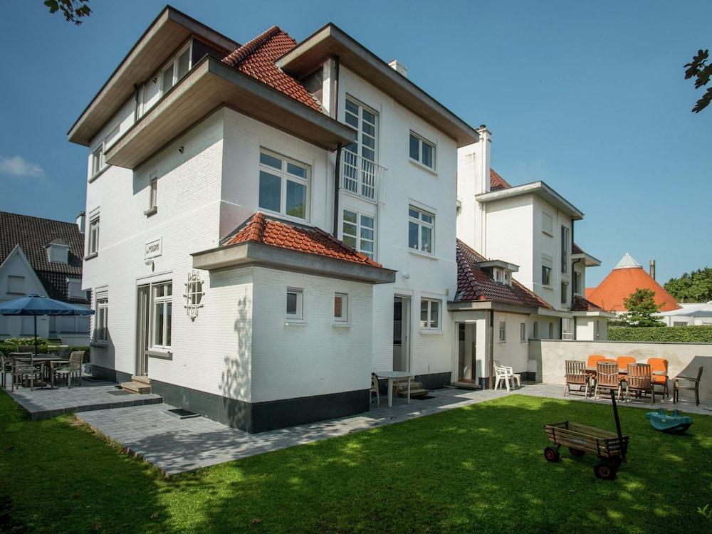 Lovely Villa in Duinbergen, Near Bruges and Ostende