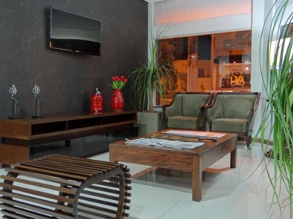 برافو سيتي هوتل دورادوس منطقة الجلوس في الردهة