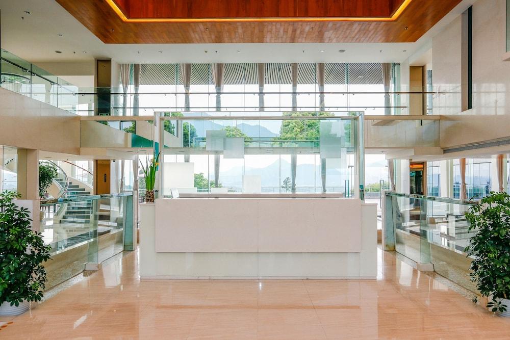 كيانداو ليك كانتري كلوب ريزورت منطقة الاستقبال