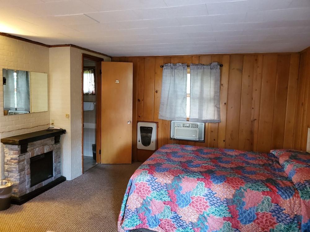The Last Resort Room